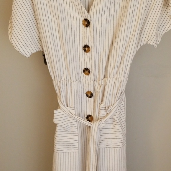 Stripe Jumpsuit - Picture 2 of 5